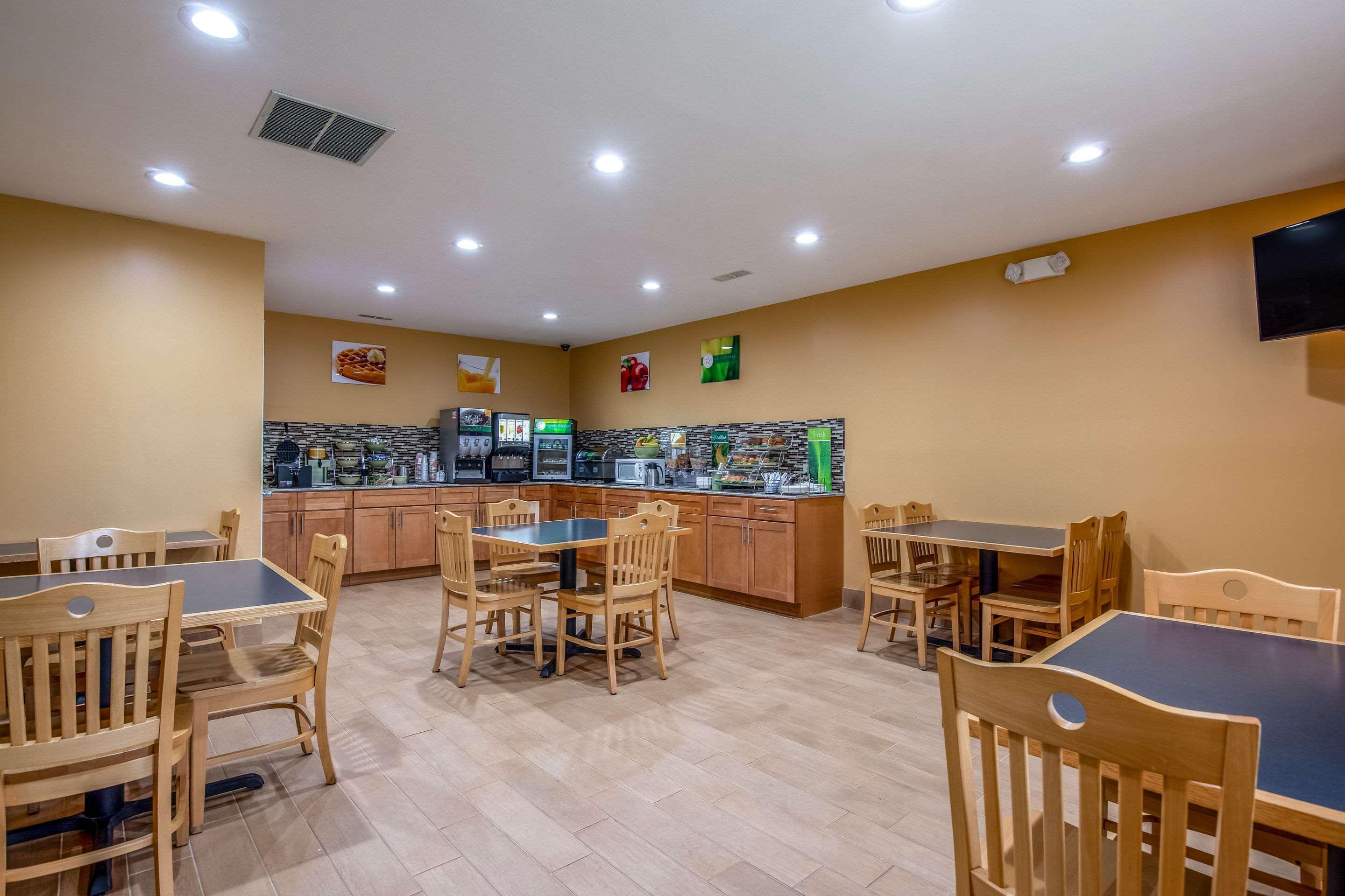 Quality Inn Tully I-81 Exterior foto